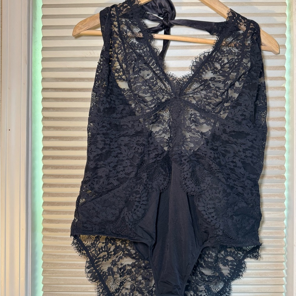 City Chic Black Lace Bodysuit – Size L/20 – Sexy Sheer – EUC